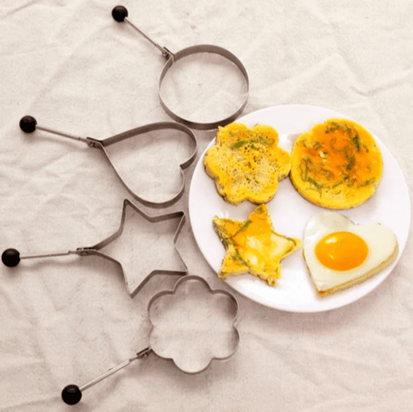 2025/01/1000225935-1.png Stainless Steel Pancake Omlette Shaper 4 pcs Set